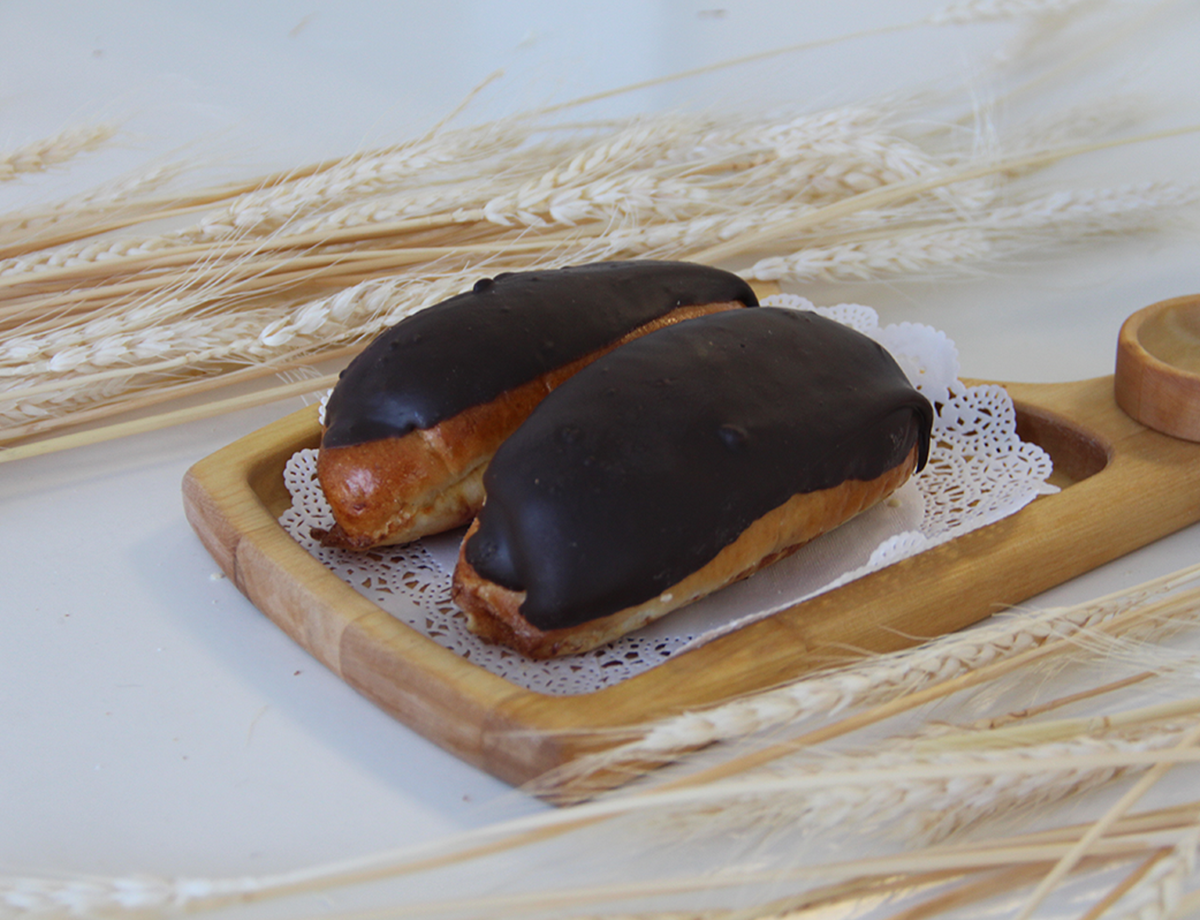 Сдоба с шоколадной начинкой